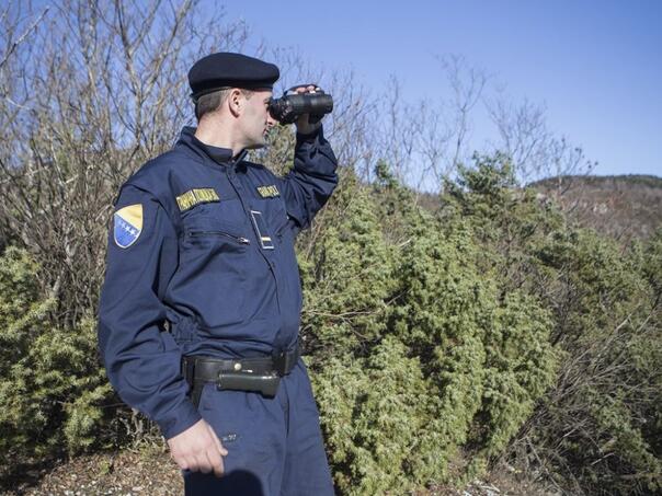 Usred Dodikovih udara GP "pada" sistem koji kontroliše potjernice