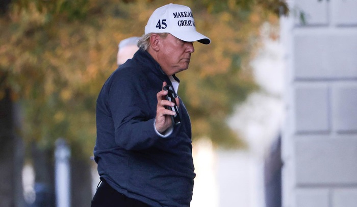 Usred summita G-20 Trump otišao na golf