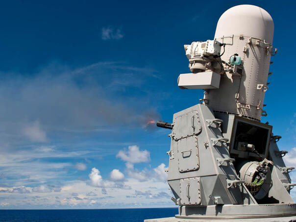 USS Gravely koristi high-tech odbranu protiv Huta