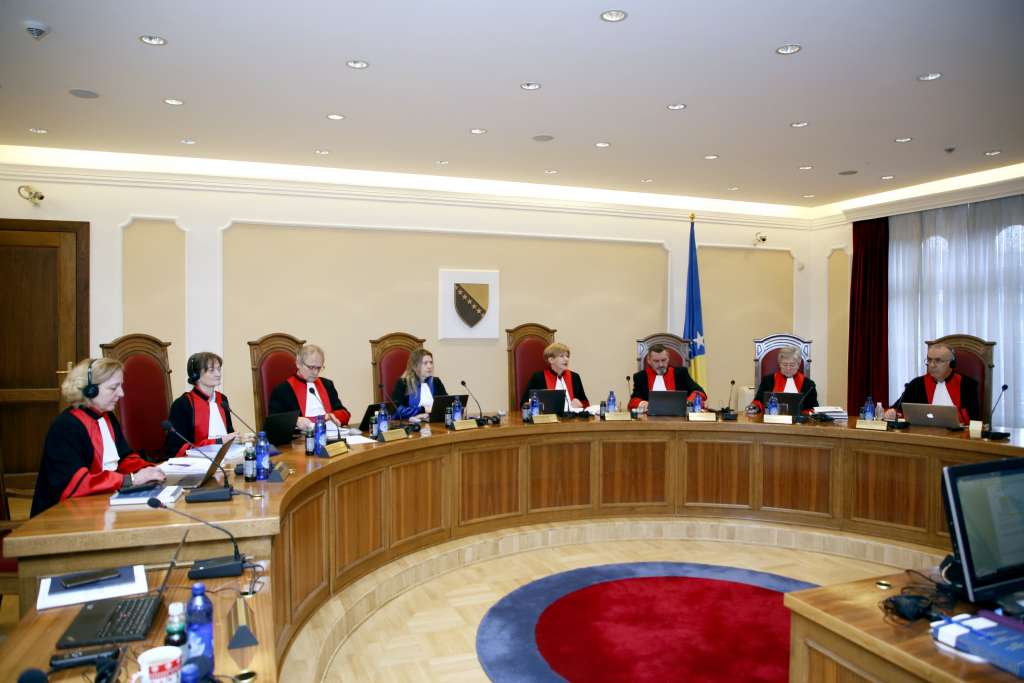 Ustavni sud BiH danas o Zakonu o nepokretnoj imovini RS