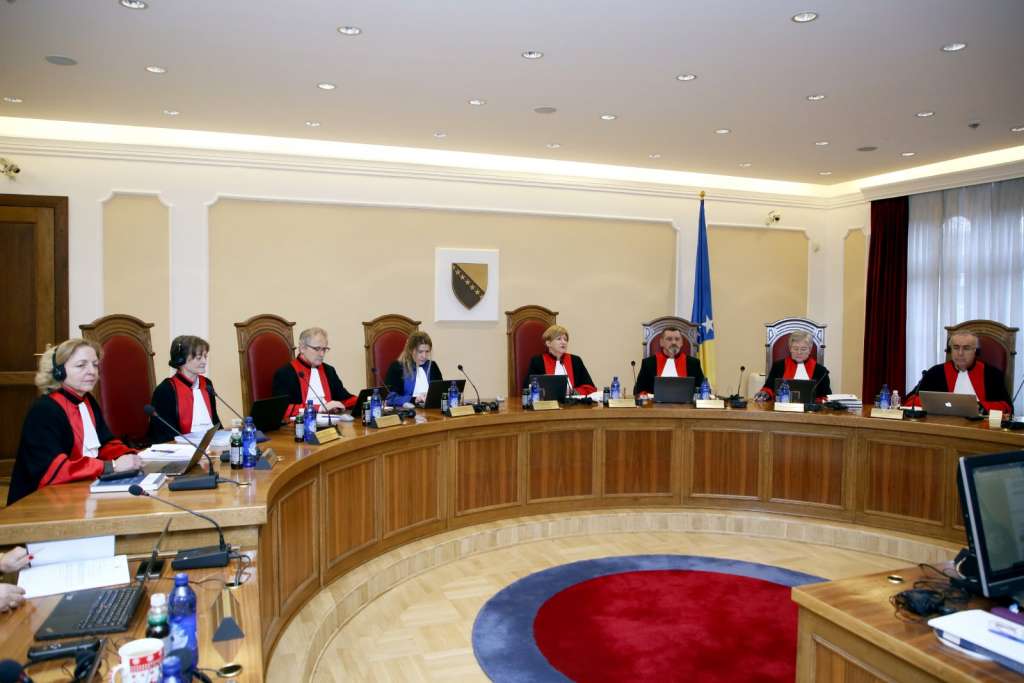 Ustavni sud BiH odbio raspravljati o članu koji je sporan Dodiku