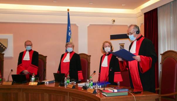 Ustavni sud nenadležan o Dodikovoj (ne)sposobnosti