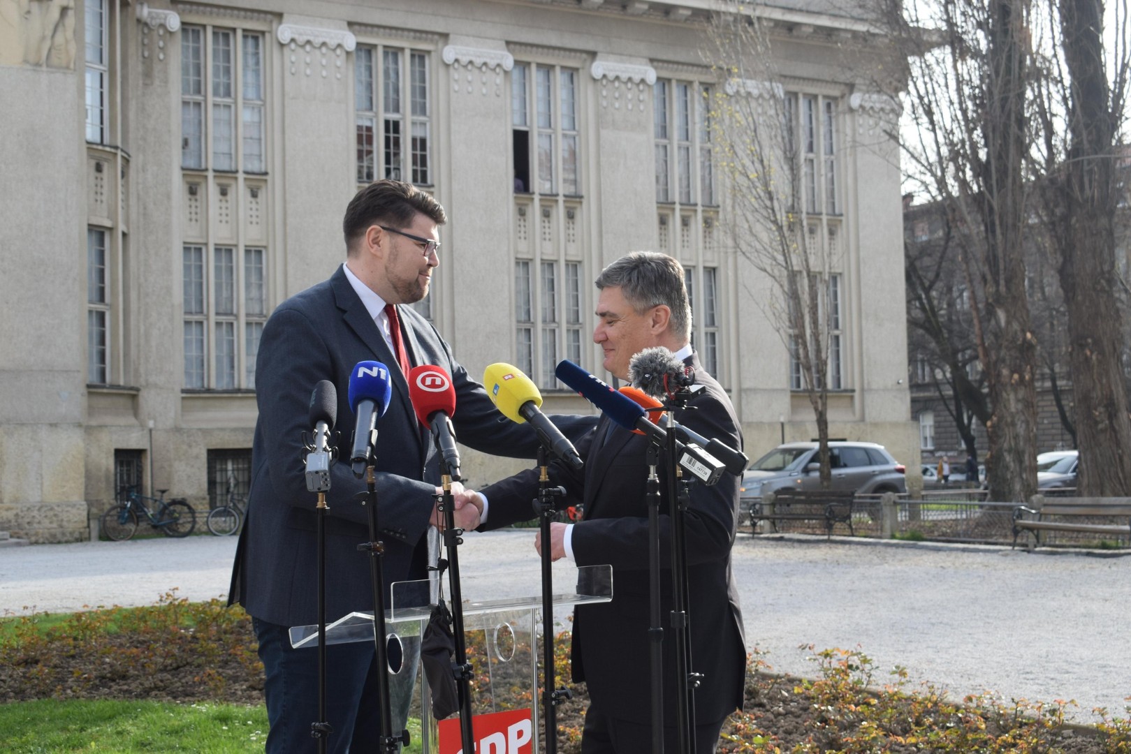 Ustavni sud objavio kad će donijeti odluku o Milanoviću