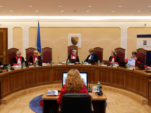 Ustavni sud osporio nastavni program RS u kojem se veličaju zločinci