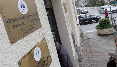 Ustavni sud RS utvrdio da dio Zakona o ćirilici narušava prava Bošnjaka i Hrvata