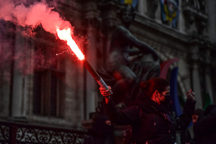 Ustavno vijeće potvrdilo Macronovu penzionu reformu