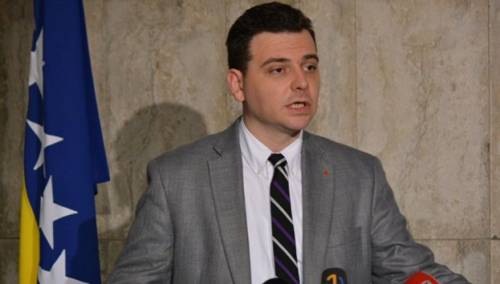 Ustavnopravna komisija podržala ukidanje duplih funkcija