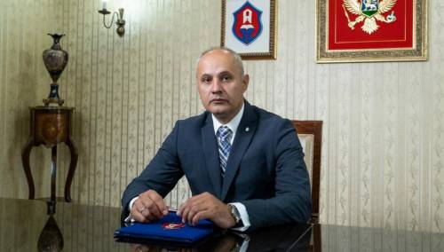 Ustoličen mitropolit Joanikije, stanje se smirilo, građani razočarani