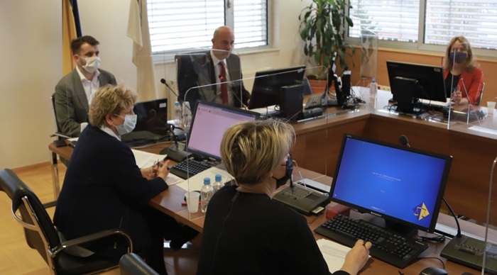 Usvojen zaključak: Poziv Tegeltiji da razmotri ostavku