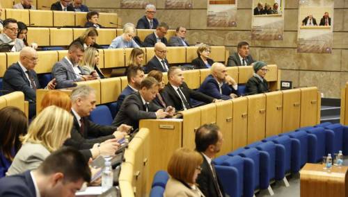 Usvojen zakon o konsolidaciji zdravstvenih ustanova