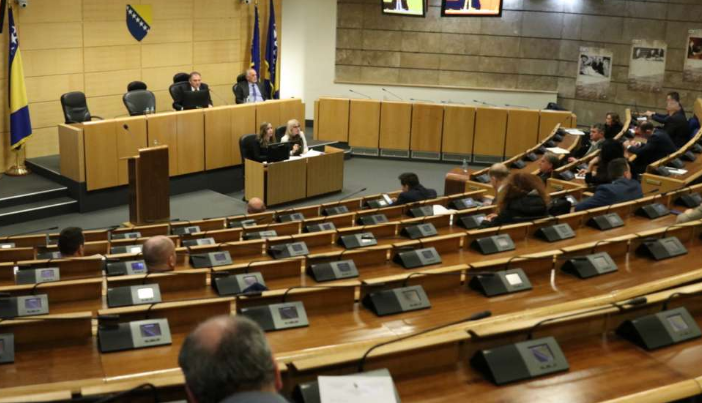 Usvojen Zakon o vanrednom usklađivanju penzija ostvarenih po Zakonu o službi u OSBiH