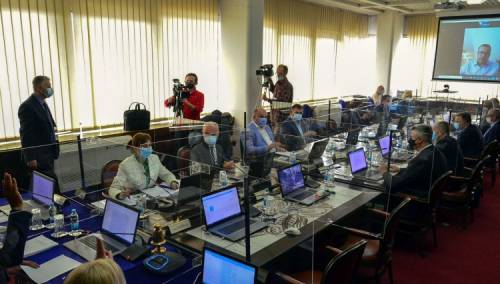 Usvojena informacija o epidemiološkoj situaciji s naredbama i preporukama