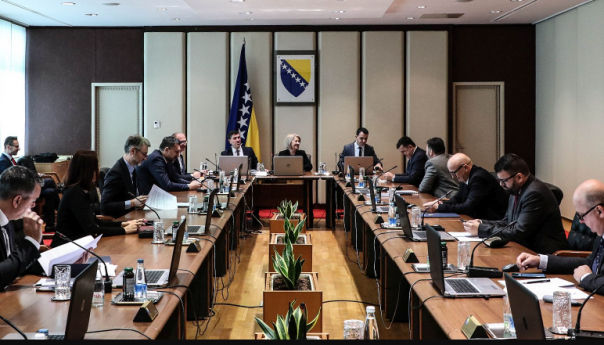 Usvojena politika plaća i naknada u institucijama BiH do 2026.