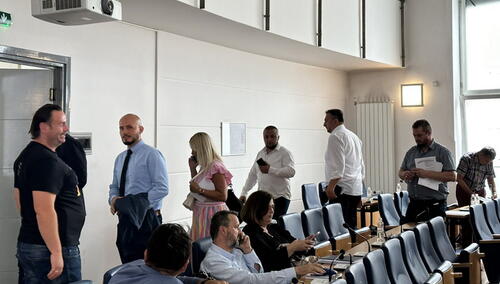 Usvojeno: Referendum o opozivu Mandića 17. septembra