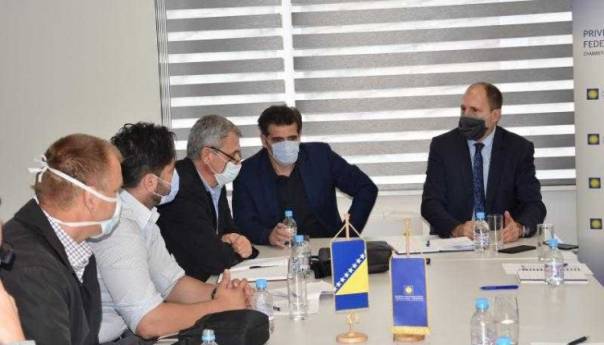 Usvojiti izmjene Zakona o upravljanju zajedničkim dijelovima zgrada