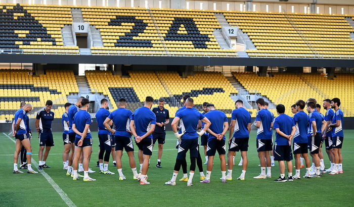 Utakmica AEK-a i Dinama odgođena!