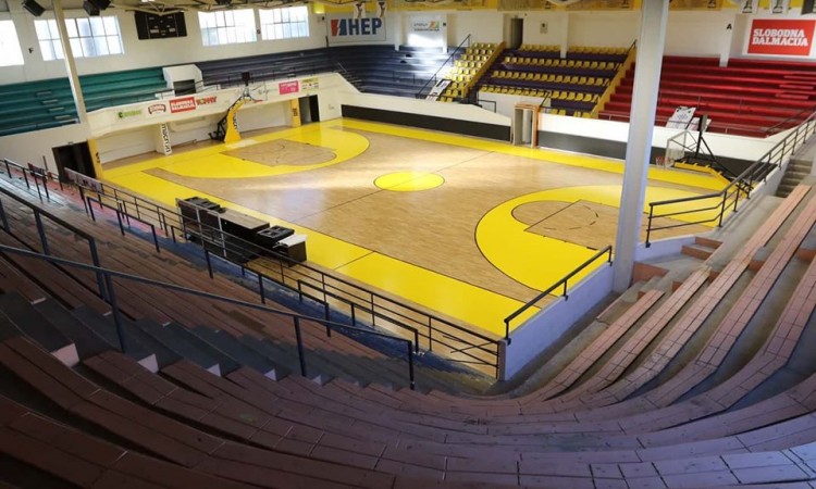 Utakmica Split - Široki bez gledatelja