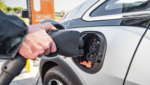 Utrostručena prodaja električnih automobila u EU