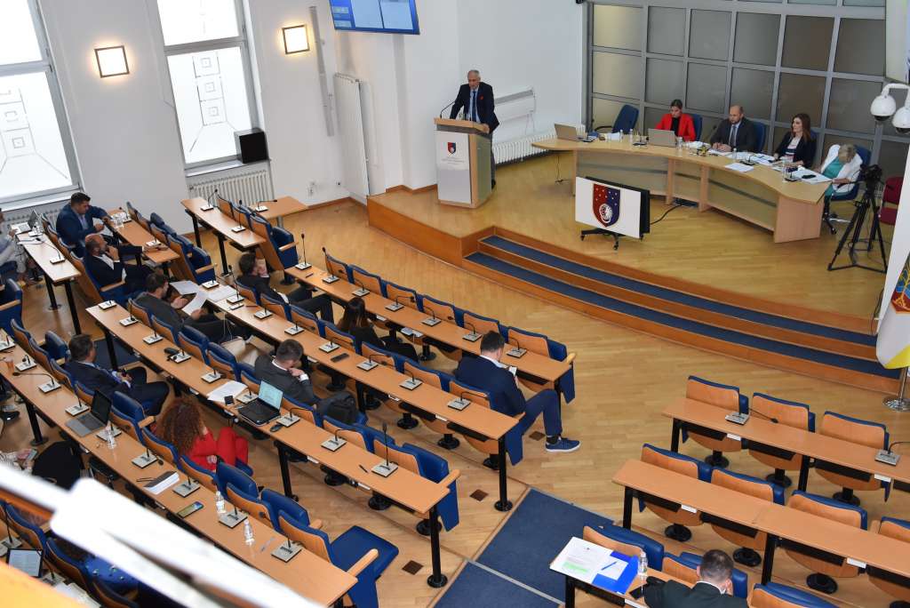 Utvrđen Nacrt zakona o transformaciji Opće bolnice 'Prim. dr. Abdulah Nakaš' u kantonalnu