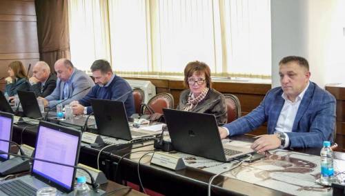 Utvrđeni amandmani na Prijedlog zakona o porezu na dohodak: Bez oporezivanja do 1.000 KM