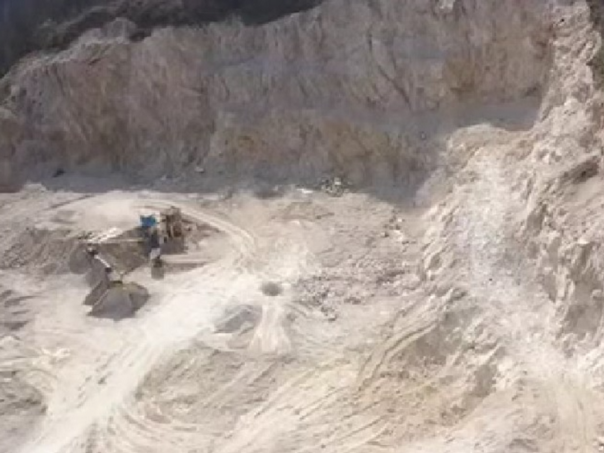 Utvrđuju se okolnosti nesreće u kojoj je poginuo radnik kamenoloma u Bihaću