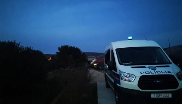 Uviđaj trajao cijelu noć nakon čevorostrukog ubistva u Hrvatskoj