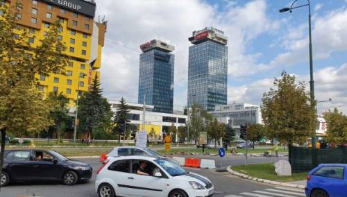 Uvjeti za vožnju povoljni, pretežno suh kolovoz