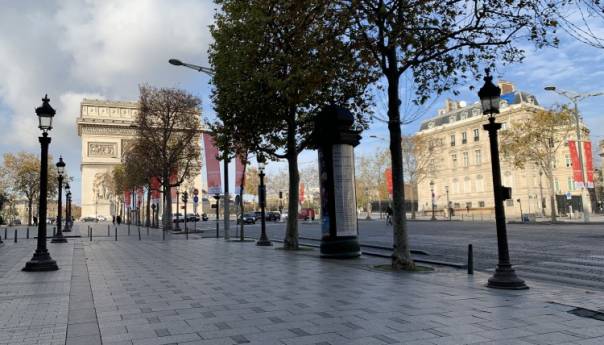 Uz vakcinaciju normalizacija života u Francuskoj do jeseni 2021.