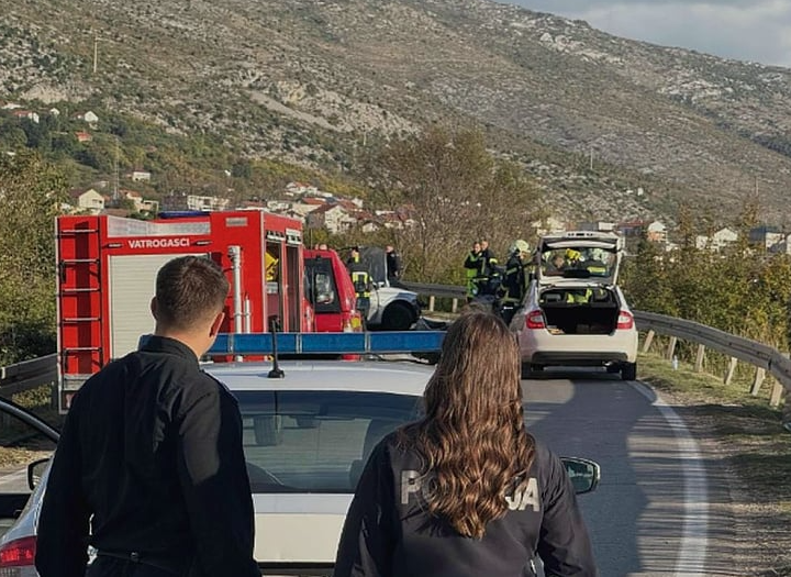 Užas na putu Mostar - Nevesinje: Dvoje mrtvih u sudaru