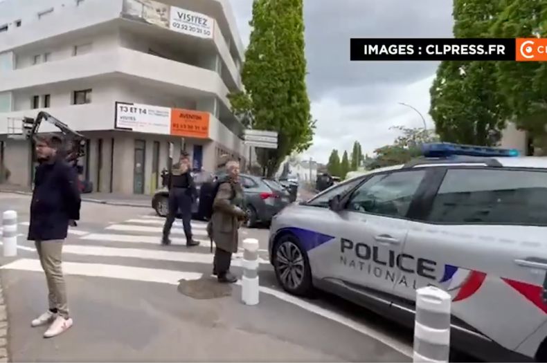 Užas u Francuskoj: Jedan učenik izboden na smrt, tri teško ranjena