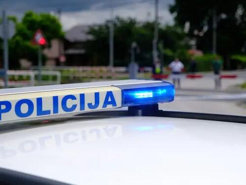 Užas u Hrvatskoj: Učenik izboden makazama u dvorištu škole