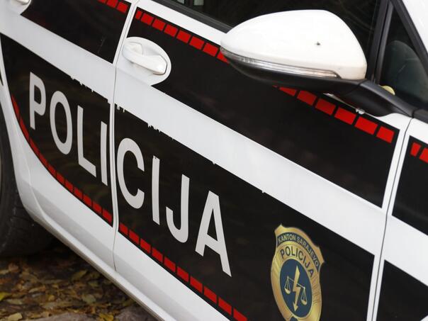 Užas u Ilijašu: Vozač uhapšen jer je automobilom želio ubiti pješaka