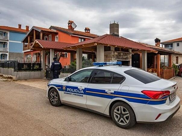 Užas u Istri: Stariji Grk mobitelom snimao golu djecu