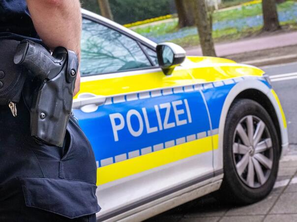 Užas u Njemačkoj: Majka joj prijetila nožem, curica skočila s balkona