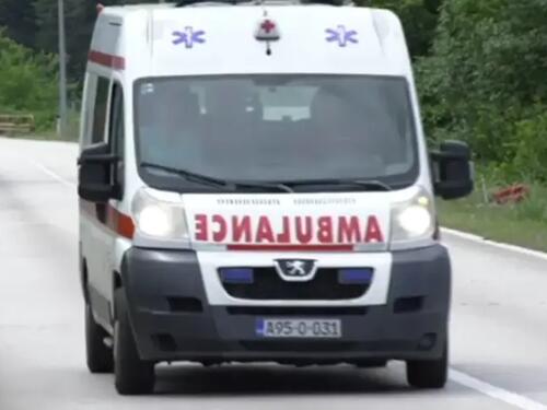 Užas u Srbiji: Mašina otkinula ruku mladiću, bore mu se za život