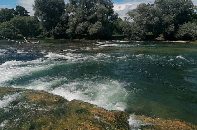 Uzeti uzorci: Uskoro ćemo znati šta je zagadilo rijeku Unu