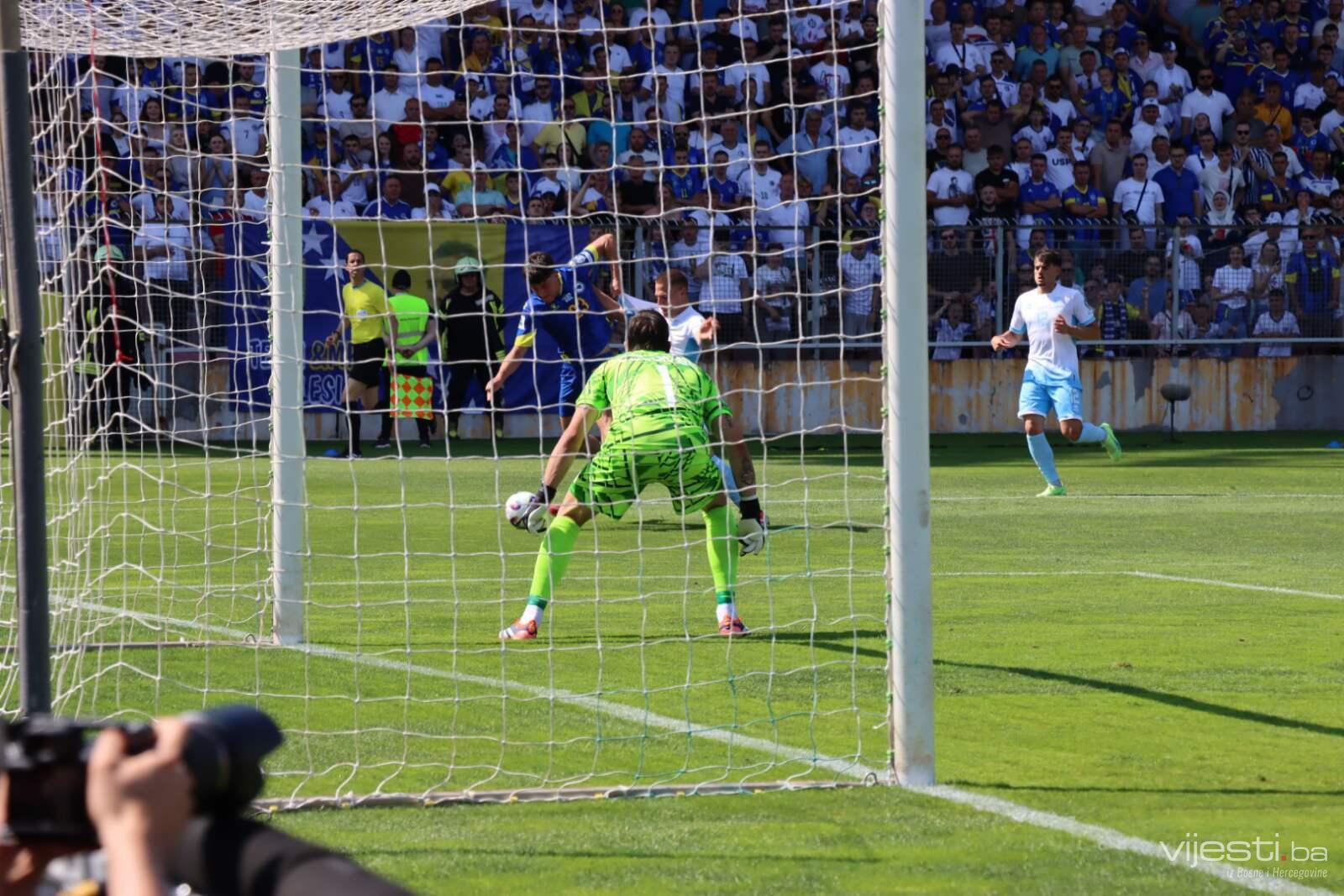UŽIVO / BiH - San Marino: 0:0 Nestvaran promašaj Baždara!