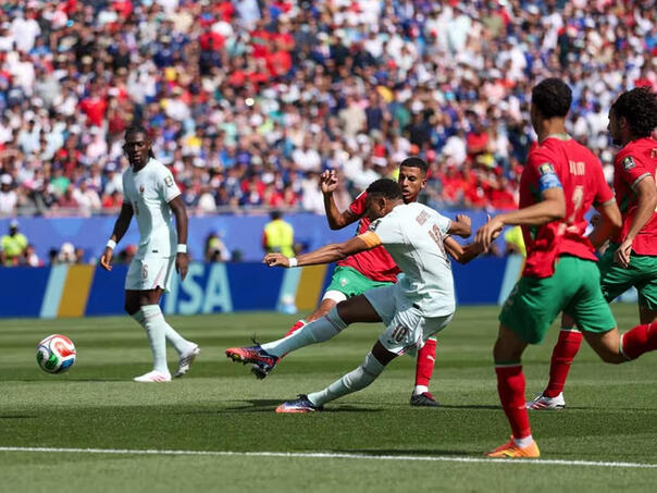 UŽIVO: Francuska - Maroko 0:0, Bono uhvatio loptu Mbappeu sa penala!