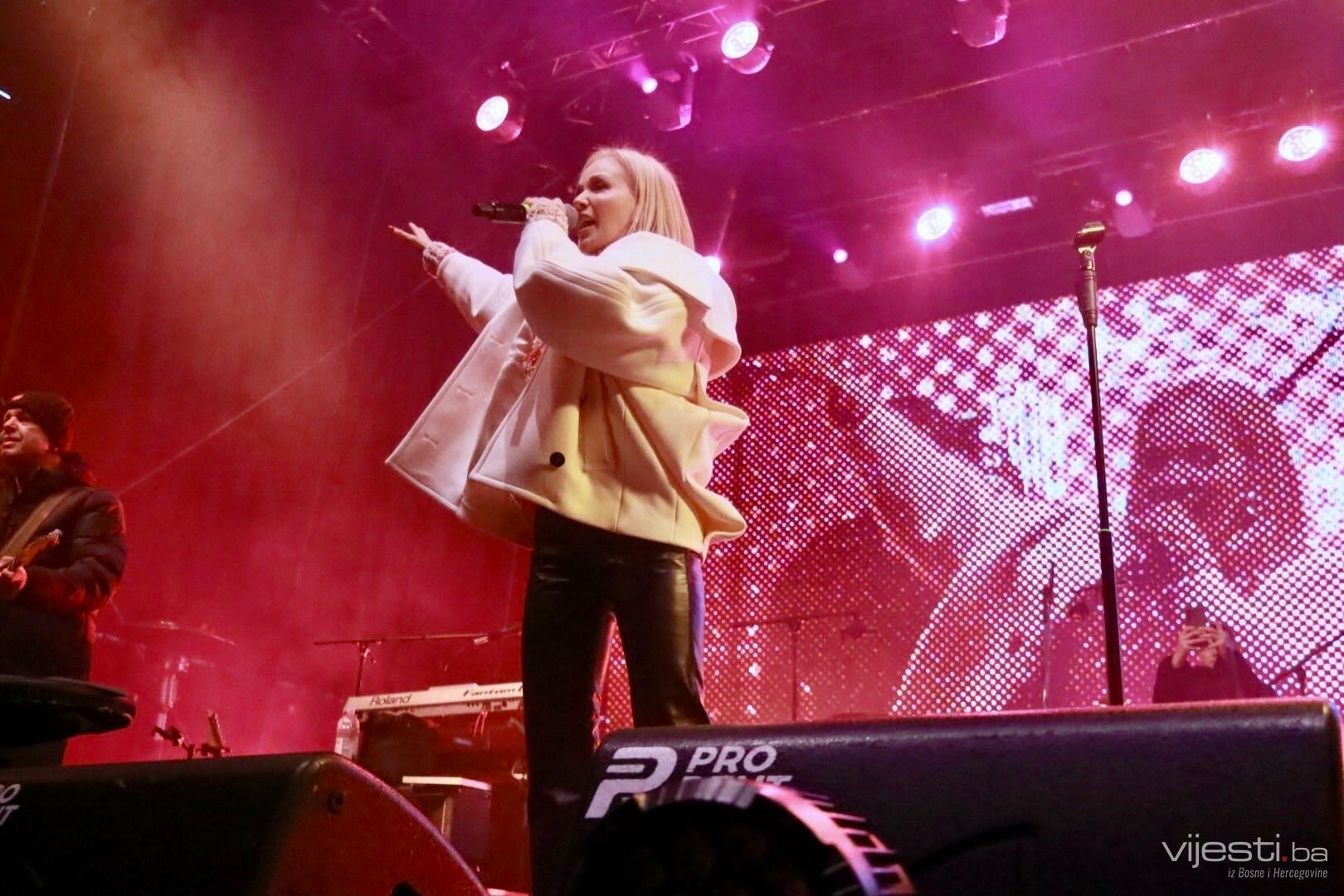 UŽIVO: Jelena Rozga uvela Sarajevo u 2026. godinu