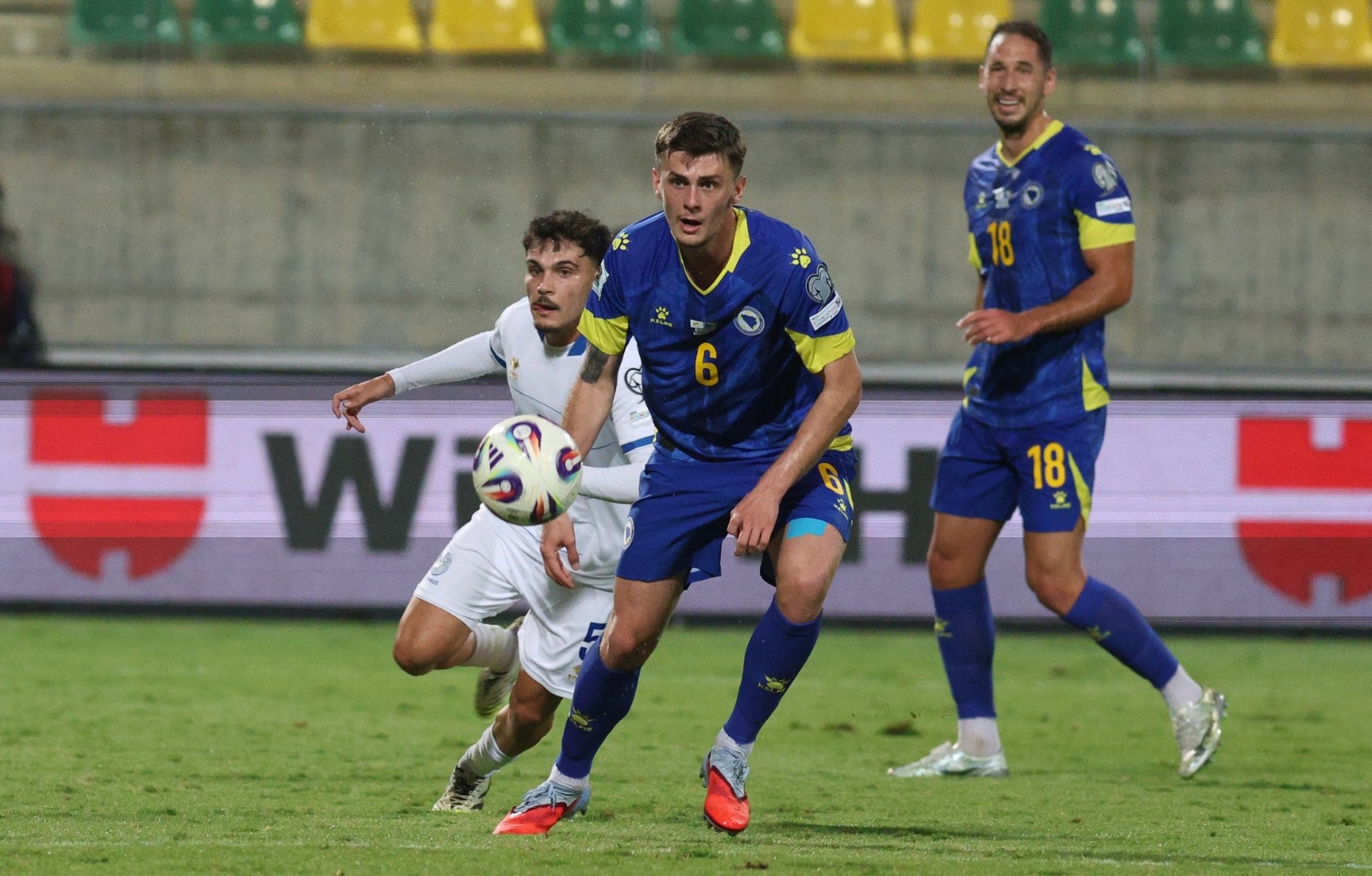 UŽIVO / Kipar - BiH 1:2: Memić propustio riješiti utakmicu