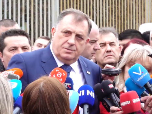 Video: Milorad Dodik se obraća po izlasku iz Suda BiH