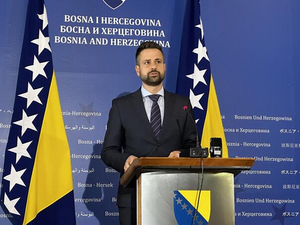 Amidžić o budžetu: Suludi zahtjevi Ministarstva odbrane, neću prihvatiti