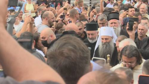 Porfirije i Joanikije stigli u Hram u Podgorici, u Cetinju mirno