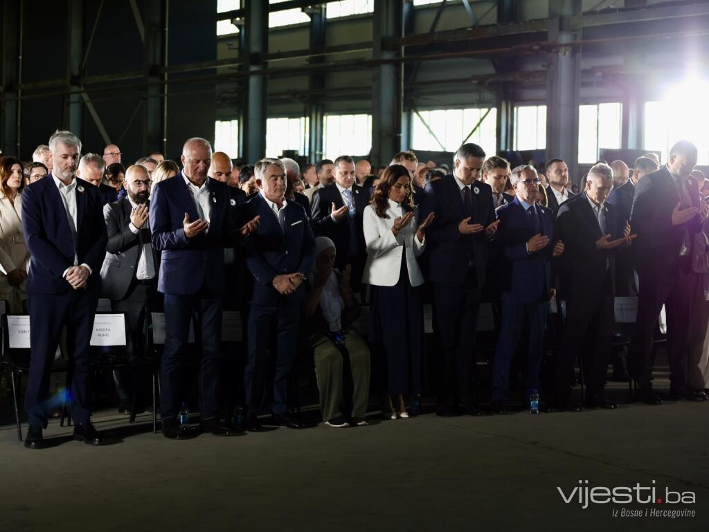 UŽIVO: Pratite komemoraciju u Potočarima, obraćaju se brojni govornici