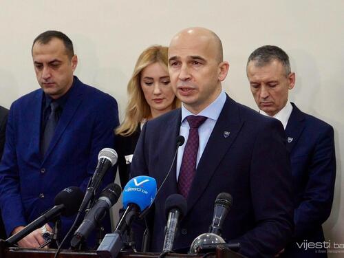 Video: Novogodišnji press Vlade ZDK