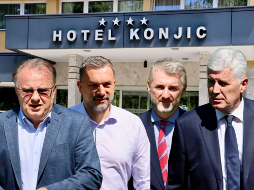 Video: Pratite obraćanja lidera Trojke i HDZ-a iz Konjica