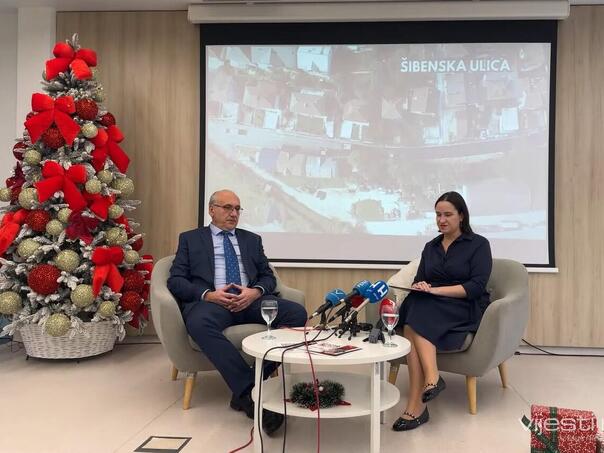 Video: Obraćanje Benjamine Karić povodom obilježavanja prve godine mandata