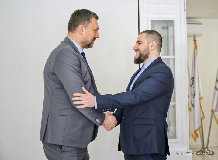 Uživo: Pratite obraćanje Konakovića i Zukorlića