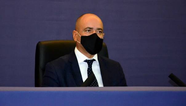 Uživo: Pratite obraćanje Kriznog štaba FBiH