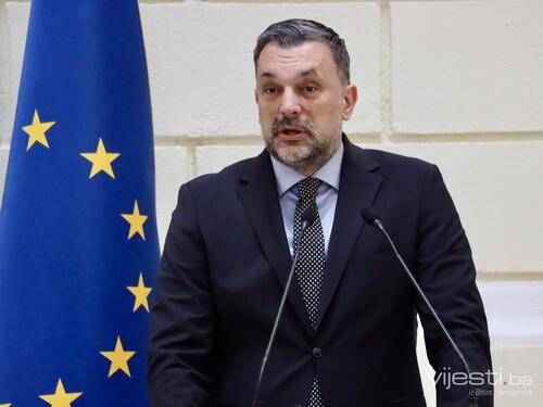 Video: Pogledajte obraćanje ministra Konakovića